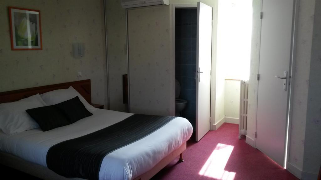 Hotel De L'Agriculture Decize Δωμάτιο φωτογραφία