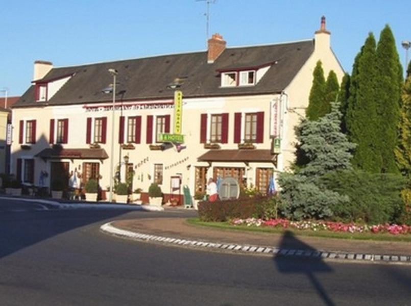 Hotel De L'Agriculture Decize Εξωτερικό φωτογραφία