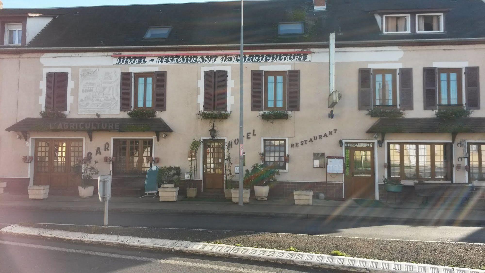 Hotel De L'Agriculture Decize Εξωτερικό φωτογραφία